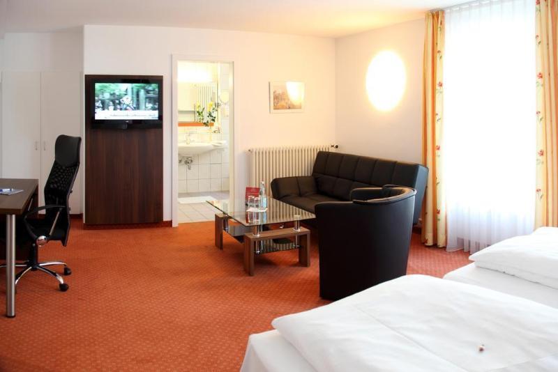 Lobinger Hotel Weisses Ross Langenau Luaran gambar